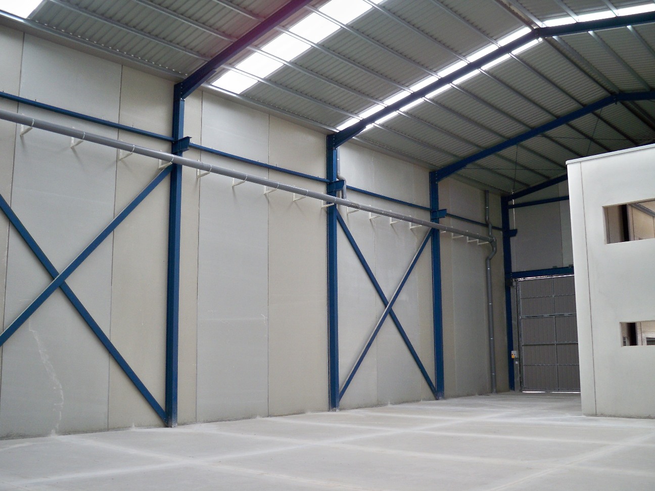 Alquiler y Venta de Naves Industriales en Los Camachos